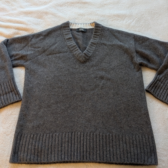 Gray V-Neck Sweater - Picture 1 of 4